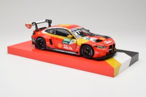 BMW M4 GT3 G82 #31 S. van der Linde Team Schubert DTM Champion 2022 Minichamps 1:18 113222331 Metalli — kuva 6 / 8