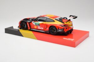 BMW M4 GT3 G82 #31 S. van der Linde Team Schubert DTM Champion 2022 Minichamps 1:18 113222331 Metalli — kuva 7 / 8
