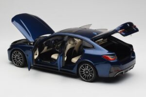 BMW i4 M50 G26 Portimao Blue Minichamps 1:18 110023012 Metalli — kuva 5 / 8