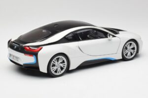 BMW i8 Crystal Valkoinen Paragon 1:18 80432336841 Metalli — kuva 3 / 8