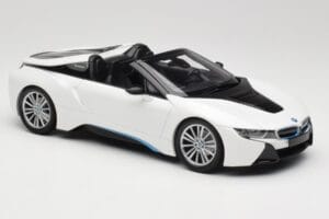 BMW i8 Roadster I15 Valkoinen Metallic Minichamps 1:18 155027031 Metalli — kuva 4 / 6