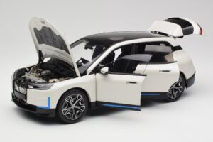 BMW iX Alpine White Minichamps 1:18 110023102 Metalli — kuva 2 / 8