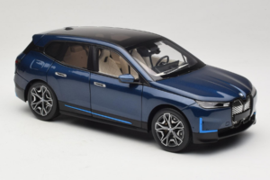 BMW iX Blue Metallic Minichamps 1:18 110023100 Metalli — kuva 6 / 8