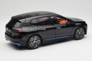 BMW iX Sapphire Black Minichamps 1:18 110023101 Metalli — kuva 3 / 8