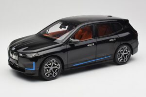 BMW iX Sapphire Black Minichamps 1:18 110023101 Metalli