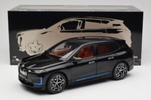 BMW iX Sapphire Black Minichamps 1:18 110023101 Metalli — kuva 8 / 8