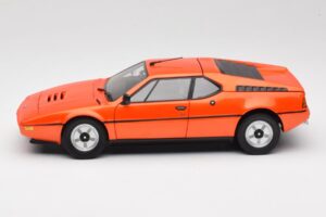 BMW M1 Oranssi Minichamps 1:18 80432411549 Metalli — kuva 4 / 8