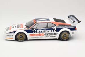 BMW M1 Schnitzer #2 H-J. Stuck Winner Deutsche Automobil Rennsport Trophy Zolder 1982 Minichamps 1:18 155822902 Metalli — kuva 3 / 6