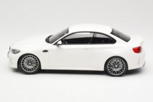 BMW M2 Competition F87 Valkoinen Minichamps 1:18 155028000 Metalli — kuva 3 / 6