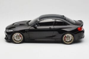 BMW M2 CS F87 Musta Metallic Kultaisilla Vanteilla Minichamps 1:18 155021021 Metalli — kuva 3 / 6