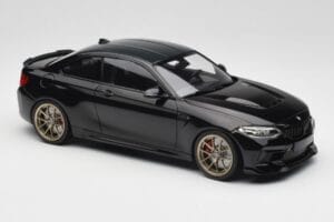 BMW M2 CS F87 Musta Metallic Kultaisilla Vanteilla Minichamps 1:18 155021021 Metalli — kuva 4 / 6