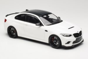 BMW M2 CS F87 Valkoinen mustilla vanteilla Minichamps 1:18 155021025 Metalli — kuva 4 / 6