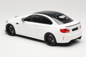 BMW M2 CS F87 Valkoinen mustilla vanteilla Minichamps 1:18 155021025 Metalli — kuva 5 / 6