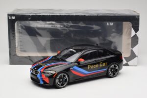 BMW M2 F87 Pace Car Minichamps 1:18 155026106 Metalli — kuva 6 / 6