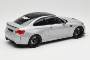 BMW M2 F87 CS Hockenheim Silver Mustat Vanteet Minichamps 1:18 155021024 Metalli — kuva 2 / 6