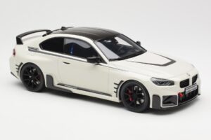 BMW M2 G87 M Performance Valkoinen GT Spirit 1:18 GT476 Hartsi — kuva 4 / 6