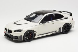 BMW M2 G87 M Performance Valkoinen GT Spirit 1:18 GT476 Hartsi