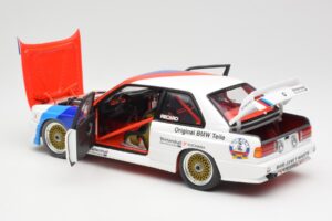 BMW M3 E30 #46 R. Ravaglia / E. Pirro WTCC Calder Park 1987 Minichamps 1:18 180872046-O Metalli — kuva 5 / 8