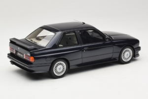 BMW M3 E30 Europameister Macau Blue Otto 1:18 OT1216 Metalli — kuva 2 / 6