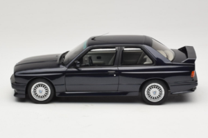 BMW M3 E30 Europameister Macau Blue Otto 1:18 OT1216 Metalli — kuva 3 / 6