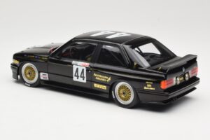 BMW M3 E30 JPS Team BMW #44 J. Richards / T. Longhurst Class Winners Bathurst 1000 1987 Minichamps 1:18 155872044 Metalli — kuva 5 / 6