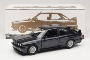 BMW M3 E30 Sport Evolution Blue Metallic Minichamps 1:18 180020308 Metalli — kuva 8 / 8