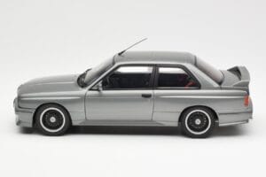 BMW M3 E30 Sport Evolution Cecotto Harmaa AUTOart 1:18 70567 Metalli — kuva 4 / 8