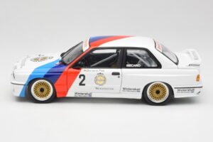 BMW M3 E30 #2 Warsteiner E. van de Poele DTM Champion 1987 Minichamps 1:18 80430396026-O Metalli — kuva 4 / 8