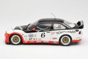 BMW M3 E36 GTR #0 B. Auberlen / M. Simo / P. Cunningham Daytona 24 Hours 1998 UT Models 1:18 39816 Metalli — kuva 4 / 8