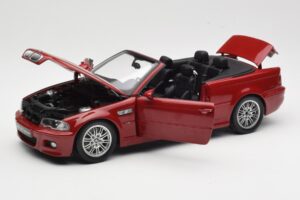 BMW M3 E46 Avoauto Punainen Kyosho 1:18 08505R Metalli — kuva 2 / 8