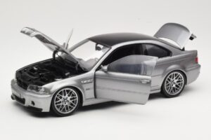 BMW M3 E46 CSL Hopea Kyosho 1:18 08506S Metalli — kuva 2 / 8