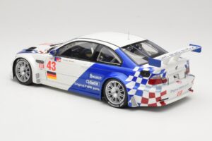 BMW M3 E46 GTR #24 D. Muller / J. Muller / H.-J. Stuck ALMS 2001 Minichamps 1:18 80430139184 Metalli — kuva 7 / 8