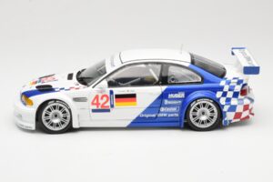 BMW M3 E46 GTR #42 J. Lehto / J. Muller ELMS 2001 Minichamps 1:18 100012192 Metalli — kuva 4 / 8