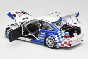 BMW M3 E46 GTR #42 J. Lehto / J. Muller ELMS 2001 Minichamps 1:18 100012192 Metalli — kuva 5 / 8