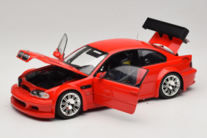 BMW M3 E46 GTR Street Punainen Minichamps 1:18 100012101 Metalli — kuva 2 / 8