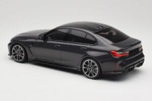 BMW M3 G80 Musta Metallic Minichamps 1:18 155020202 Metalli — kuva 5 / 6
