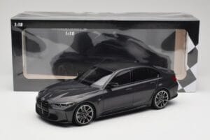 BMW M3 G80 Musta Metallic Minichamps 1:18 155020202 Metalli — kuva 6 / 6