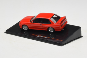 BMW M3 E30 Sport Evolution Punainen IXO 1:43 CLC583N Metalli — kuva 3 / 4