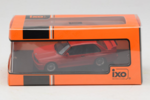 BMW M3 E30 Sport Evolution Punainen IXO 1:43 CLC583N Metalli — kuva 4 / 4