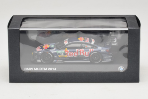 BMW M4 #18 Red Bull A. da Costa BMW Team RBM DTM 2014 Minichamps 1:43 80422364863 Metalli — kuva 5 / 5