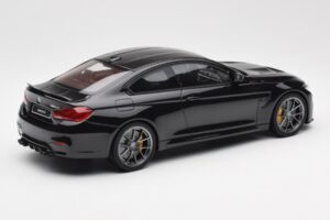 BMW M4 F82 CS Musta GT Spirit 1:18 GT845 Hartsi — kuva 2 / 6