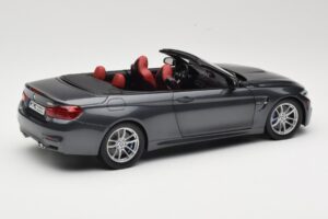 BMW M4 F83 Avoauto Mineral Grey Paragon 1:18 80432339610 Metalli — kuva 3 / 8
