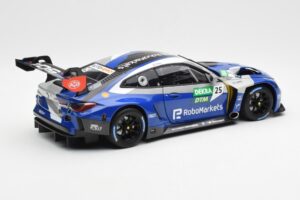 BMW M4 G82 GT3 Schubert Motorsport #25 P. Eng DTM 2022 Minichamps 1:18 113222025 Metalli — kuva 3 / 8