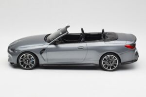BMW M4 G82 Avoauto Grey Metallic Minichamps 1:18 155021034 Metalli — kuva 3 / 6