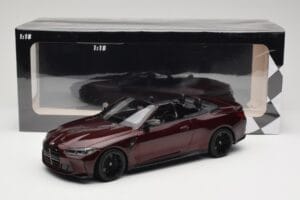 BMW M4 G83 Avoauto Punainen Metallic Minichamps 1:18 155021032 Metalli — kuva 6 / 6