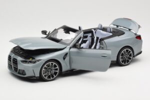 BMW M4 G83 Avoauto Grey Metallic Minichamps 1:18 110021032 Metalli — kuva 2 / 8
