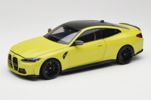 BMW M4 G82 Keltainen Jälleenmyyjän Erikoisversio Minichamps 1:18 80435A51949-R1 Metalli