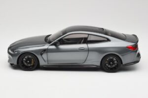 BMW M4 G82 Harmaa Metallic Minichamps 1:18 113020124 Metalli — kuva 4 / 8