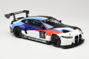 BMW M4 G82 GT3 Presentation 2021 Minichamps 1:18 80435A5D002 Metalli — kuva 6 / 8