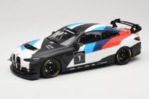 BMW M4 G82 GT4 #1 Presentation 2022 Otto 1:18 OT1228 Hartsi